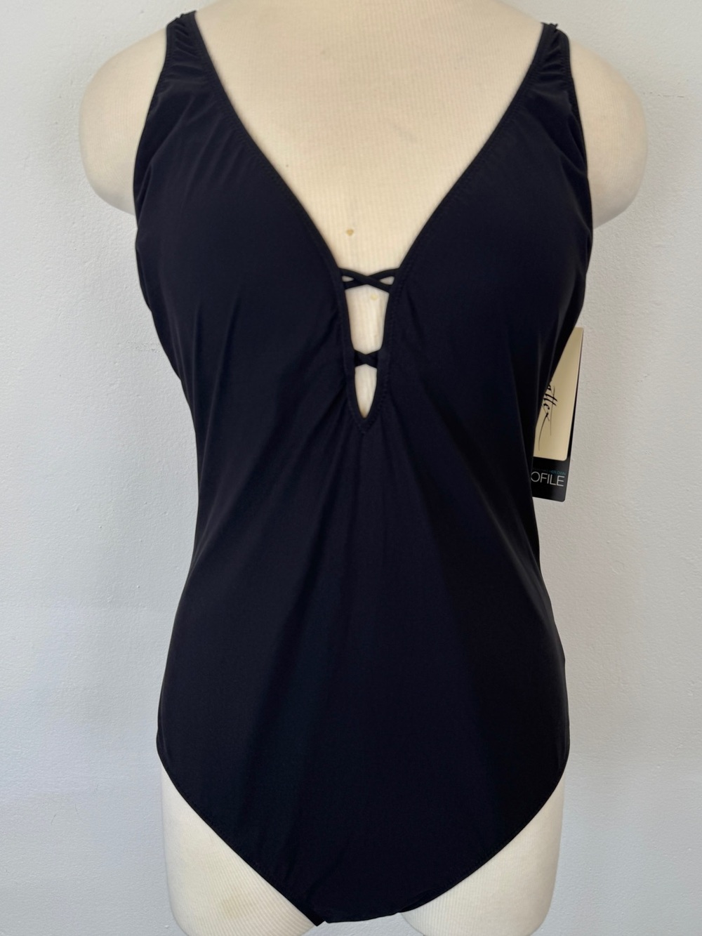 Gottex Profile Size 16 Black Macrame Back Plunge One Piece Swimsuit NWT